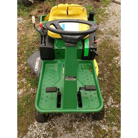 John Deere GX 75 Riding Lawn Mower