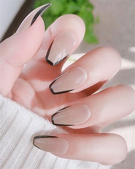 French Tip Nude And Black Press On Nails