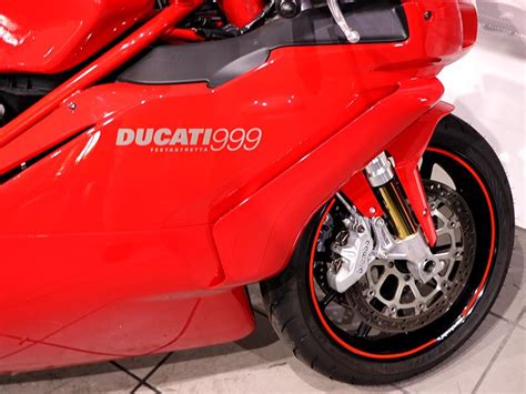 Ducati Colore Red Usato In Vendita