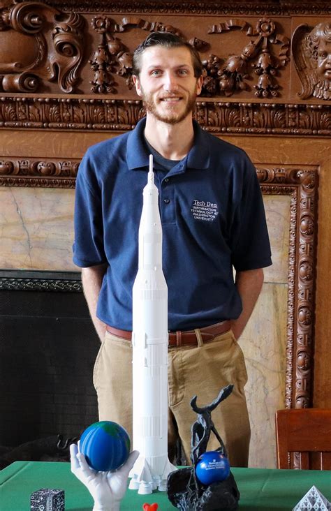Zachary O’Connor | Tech Den | Washington University in St. Louis