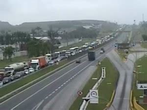 G Acidente Carreta Congestiona Via Dutra Em Porto Real No Sul