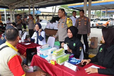 Peringati Hari Buruh Polres Bandara Soetta Gelar Baksos Dan Bakkes