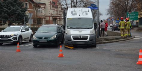 Dwie Kolizje W Tym Samym Czasie Zdj Cia Telewizja Tvml