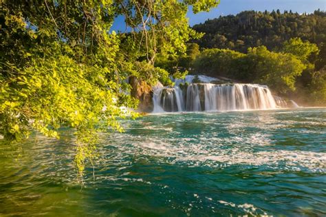 La Magnifique Cascade De Skradinski Buk Dans Le Parc National De Krka