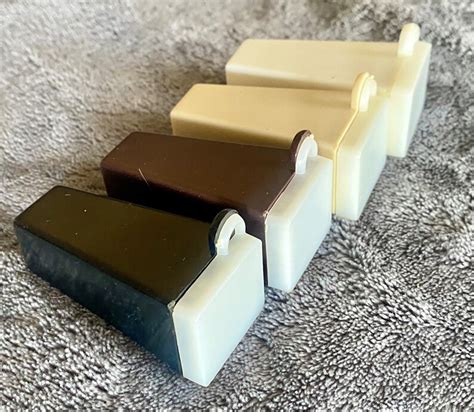 Vintage Peep Show Viewers Set Of Different Nude Woman Adult Photography Keychain Telescope