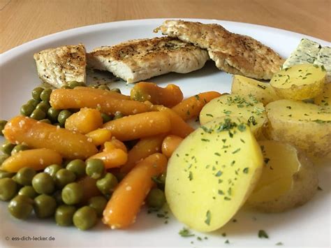 Putenschnitzel Mit Pellkartoffeln Und Erbsen Und M Hren Ess Dich Lecker