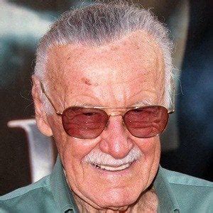 Stan Lee - Bio, Facts, Family | Famous Birthdays