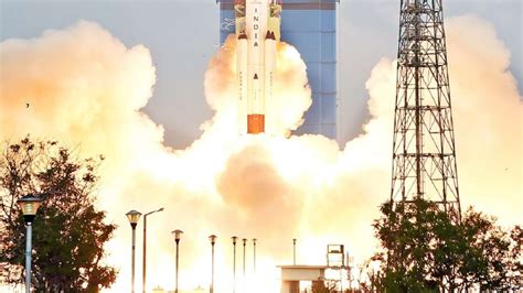 ISRO to launch spy satellite RISAT-2BR1 from Sriharikota today – India TV