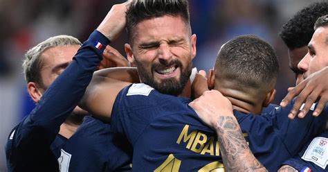 Giroud Equals Henry Mark As World Cup Holders France Sink Australia