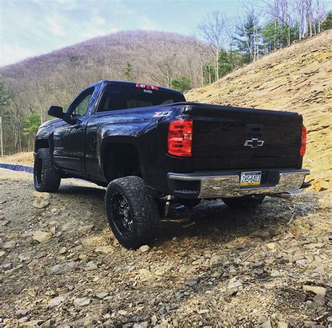 Chevrolet Silverado 1500 Custom Wheels 20x9 0 Et 18 Tire Size 295 55 R20 X Et