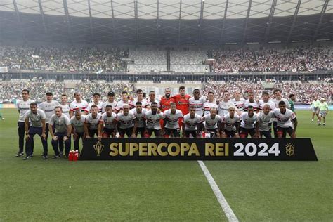 Futebol Brasileiro S O Paulo Vence Palmeiras Nos P Naltis E Conquista