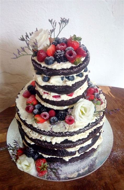 čokoládový naked cake s tvarohovým krémem a ovocem Wedding cakes Naked wedding cakes Cake