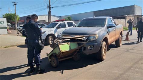 Motociclista Foi Socorrido Em Estado Grave Ap S Ser Atingido Por