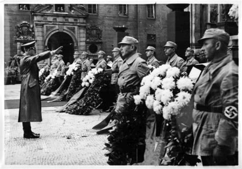 Leather Coat Hitler Archive A Biography In Pictures