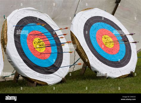 skill  archery targets  arrows stock photo alamy