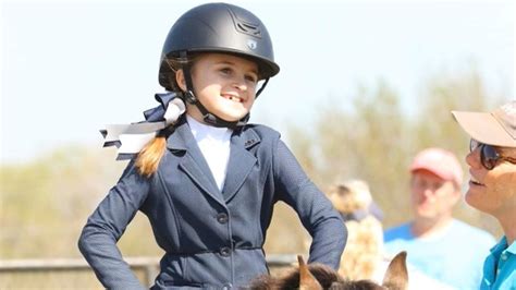 USHJA Outreach Program – Dallas Hunter Jumper Scholarship Circuit