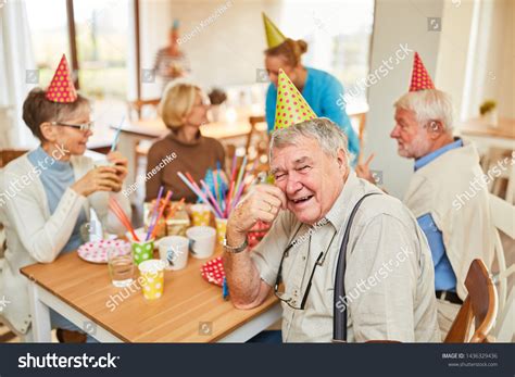 Senior citizen birthday cake Images, Stock Photos & Vectors | Shutterstock