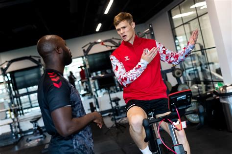 Robins Uncut Rob Atkinson S First Day Bristol City FC