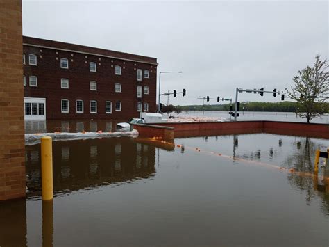 Mississippi River Flood Protection Failure In Davenport Iowa April 30th