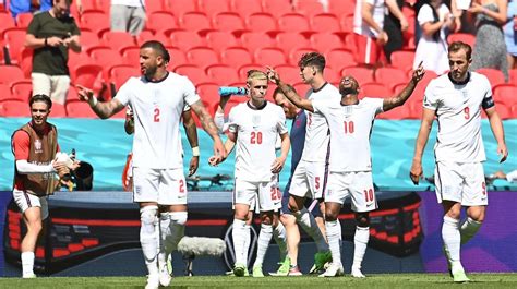 Inglaterra arrancó con pie derecho en la Eurocopa tras vencer 1 0 a