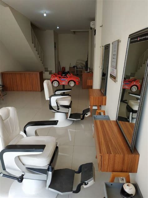 Kursi Barbershop Hidrolik Jasa Beauty Services Di Carousell