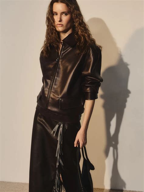 Новая коллекция - новинки - купить в интернет-магазине «ZARINA»