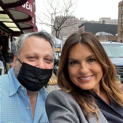 Law And Order Svu Mariska Hargitay Face Paint Bae Celebrities