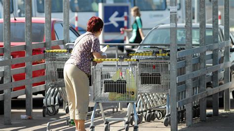 Brudne Koszyki I W Zki Strasz Klient W Pracownicy Zdradzili Jak