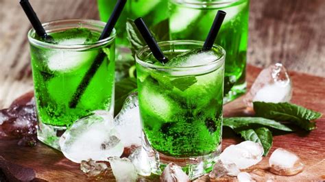 20 Best Green Cocktails to Drink - MyBartender