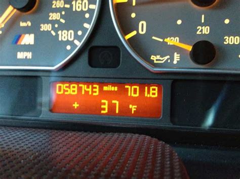 What Are The Warning Symbols On My BMW Dashboard?