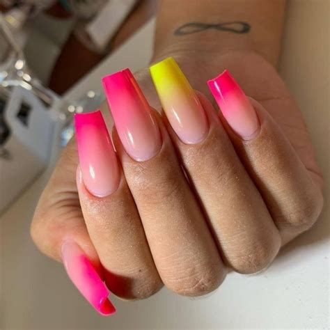 Pin By On R A N D O M L Y Glue On Nails Gel Nails Fancy Nails