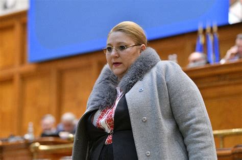 Diana Iovanovici O Oac Singurul Senator Care Ine Cu Rom Nii