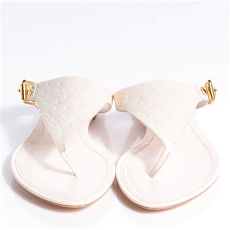 LOUIS VUITTON Blush Flat Thong Sandals White 78795