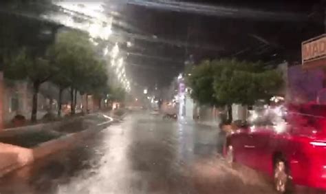 Chuva de quase 100 milímetros gera transtornos no Centro de Cajazeiras