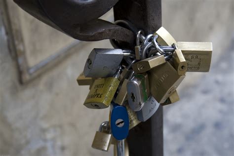 Los Candados Del Amor Dice La Tradicion Que Has De Llevar Flickr