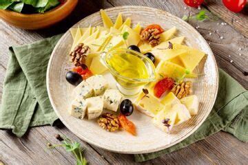 Дегустационный мастер-класс "Сырная тарелка от А до Я" от Музея сыра 37 ...