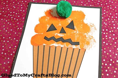 Pom Pom Painted Pumpkin Cupcake