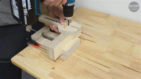 How to Make an Adjustable DIY Dowel Jig (step-by-step) | AllFlavor Workshop