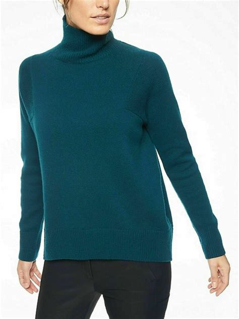 Athleta Bedford Wool Cashmere Turtleneck Sweater Dark Gem