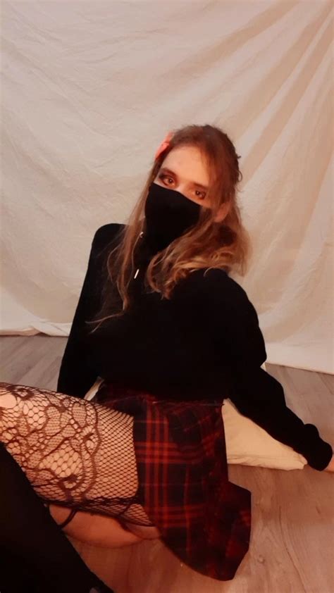 Sfw Non Nude Photo Ashemaletube