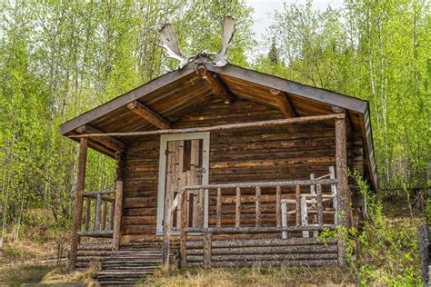 Dawson City Travel Guide Go Back In Time To The Klondike Gold Rush