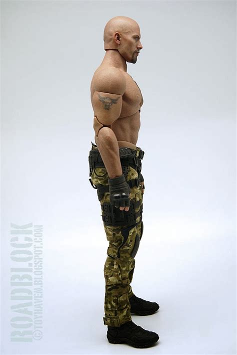 Toyhaven Review Hot Toys G I Joe Retaliation Dwayne Johnson As Roadblock Collectible