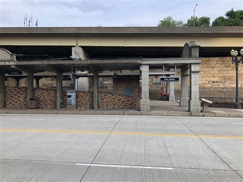 Digital signage will soon improve the entire Penn station layout 2