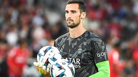 Tragischer Reitunfall Psg Ersatzkeeper Sergio Rico Erleidet Sch Del