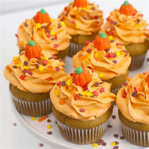 Pumpkin Spice Cupcakes - Pankobunny