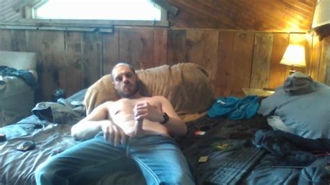 ビッグディックはstretchにいくつかのタイトな猫が必要です Pornhub Gay