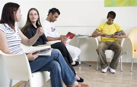 Pourquoi Il N Y A Que De Vieux Magazines Dans La Salle D Attente De