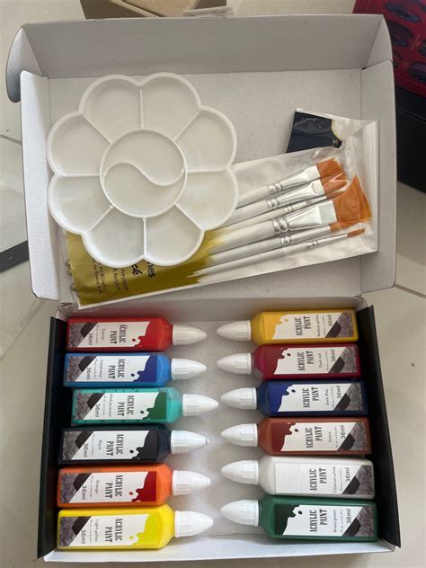 Acrylic Paint Set with brushes and palette, Hobbies & Toys, Stationery ...