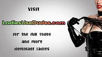 Vestiaire Doms Pegging Mec En Session De Groupe Strapon XVIDEOS