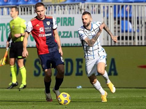 Cagliari Vs Inter Milan Nerazzurri Menang 3 1 Usai Tertinggal Lebih Dulu